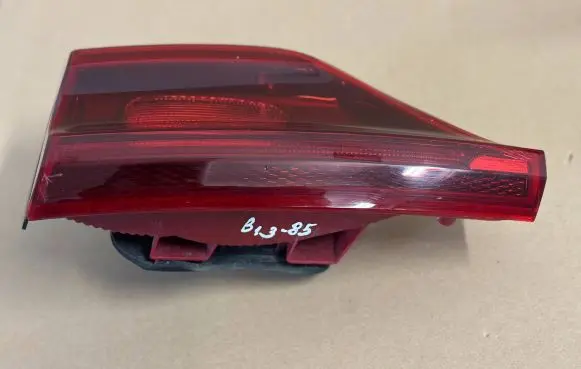 KIA Sportage Tailgate rear/tail lights 92406F1500 R650R R009R6500000343