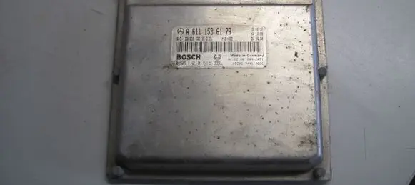 Mercedes-Benz Sprinter W901 W902 W903 W904 Engine control unit/module A6111536179