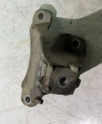 BMW 5 F10 F11 Engine mounting bracket 2211678122801 6781228