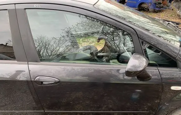 Fiat Linea Front door
