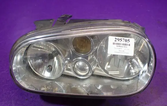 Volkswagen Golf IV Headlight/headlamp 1J1941015B