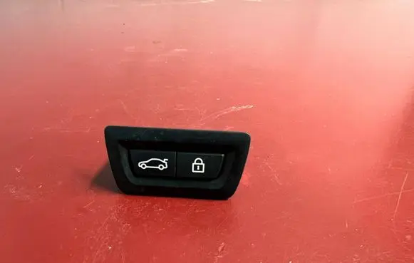 BMW X5 G05 Tailgate/boot open switch button 9275121 61319275121