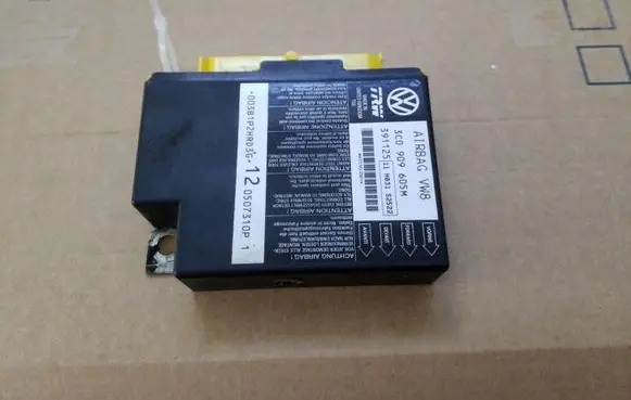 Volkswagen PASSAT B6 Airbag control unit/module 3C0909605M