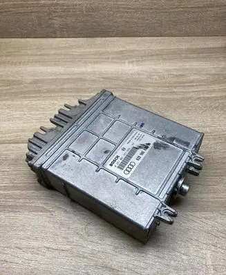 Audi A4 S4 B5 8D Engine control unit/module ECU 028906021GM 0281001657