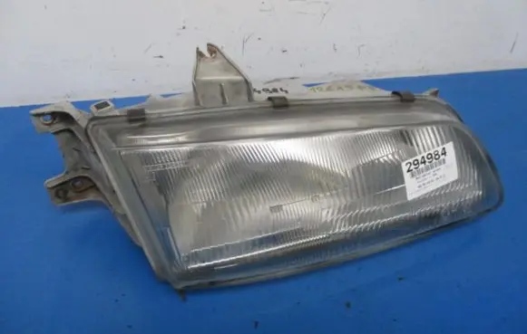 Hyundai H200 Headlight/headlamp