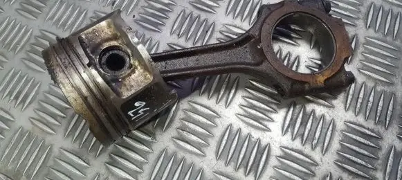 Alfa Romeo 156 Piston with connecting rod
