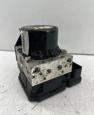 Ford Focus ABS Pump BV612C405AF 10021207234 T0831