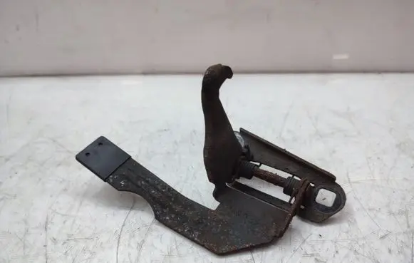Land Rover Evoque I Engine bonnet/hood lock/latch loop/hook 