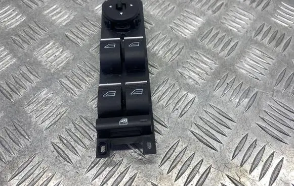 Ford Focus Electric window control switch F1ET14A132AC