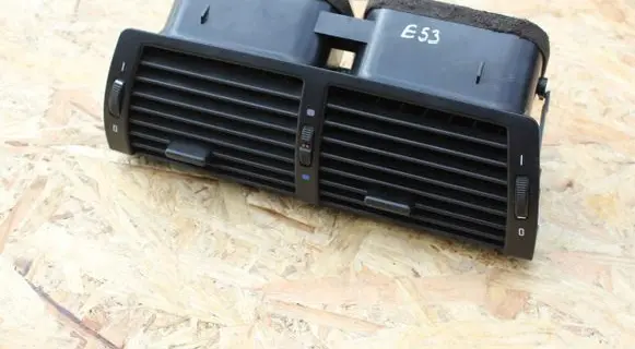 BMW X5 E53 Dash center air vent grill 8402221