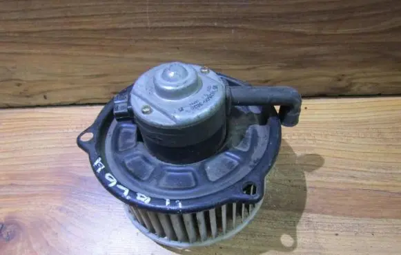 Mazda 626 Heater fan/blower 1625003520