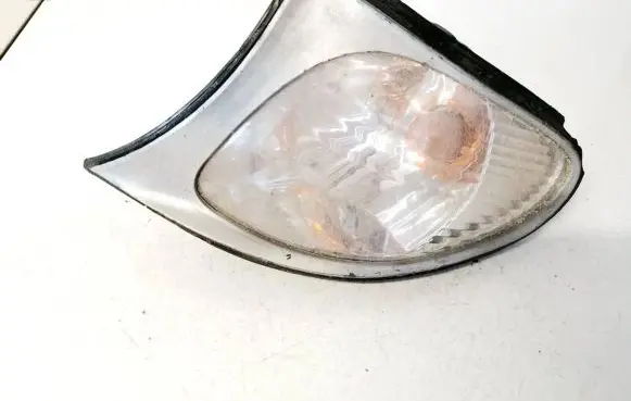 BMW 3 E46 Front indicator light