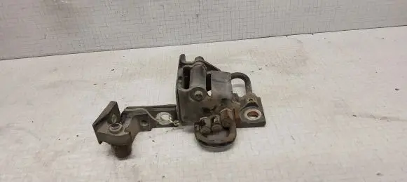 Audi A4 S4 B6 8E 8H Front door upper hinge