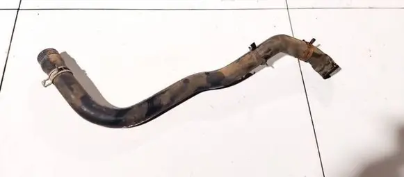 Volkswagen PASSAT B4 Engine coolant pipe/hose