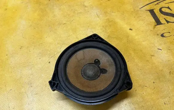 Mercedes-Benz GLS X166 Panel speaker A1668202302