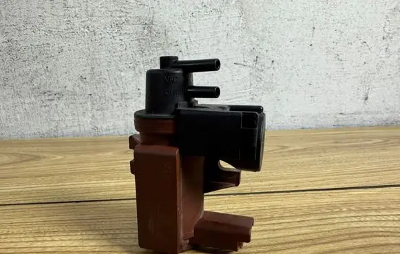 Ford S-MAX Turbo solenoid valve 6G9Q9E882BA