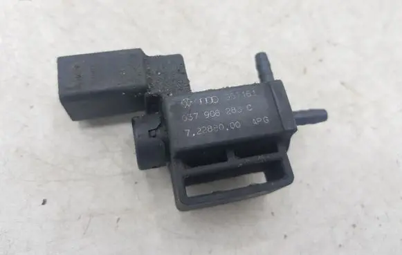 Audi A6 S6 C6 4F Turbo solenoid valve Q5T161 037906283C 72288000