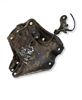 Smart ForTwo I Shock absorber/damper mounting bracket 13030316004 1330303