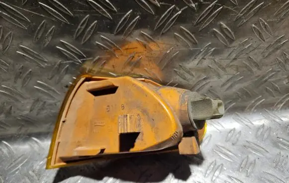 Front indicator light