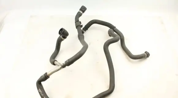BMW 5 E60 E61 Coolant pipe/hose 7563853