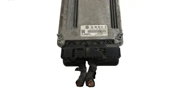 Volkswagen Golf VI Engine control unit/module 03L906022MC 03L906022G 0281015756