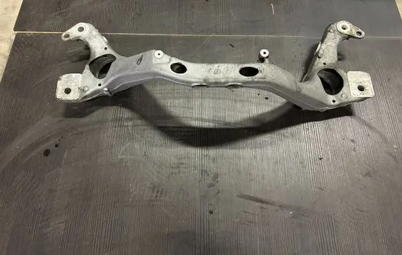 Porsche Cayenne (92A) Engine mounting bracket 7P0199207