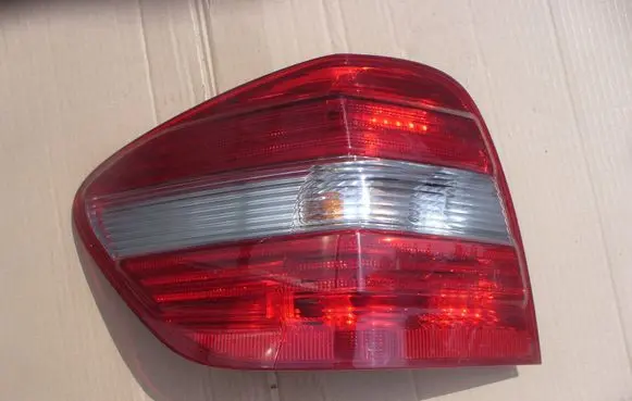 Mercedes-Benz ML W164 Rear/tail lights A1648200164