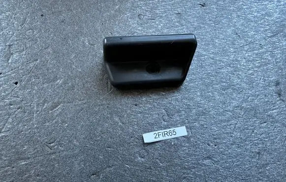 Nissan Patrol Y60 Seat adjustment handle 87418F6102