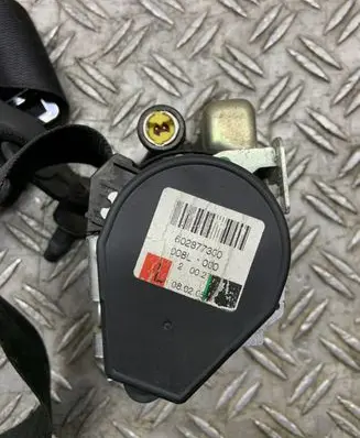 Mercedes-Benz B W245 Front seatbelt