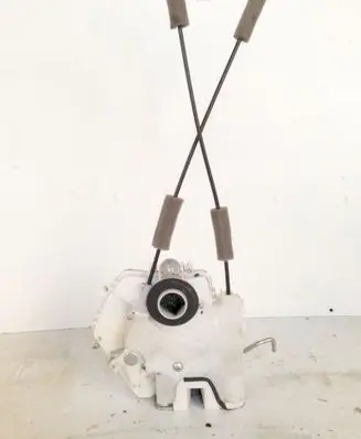 Honda FR-V Front door lock