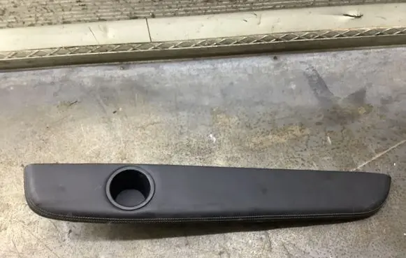 Mercedes-Benz GL X164 Cup holder back A1646900409 356407 356405A1