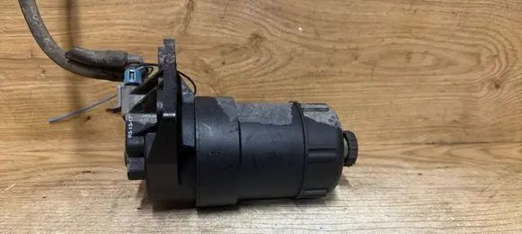 Volvo V70 Fuel filter housing 31303261