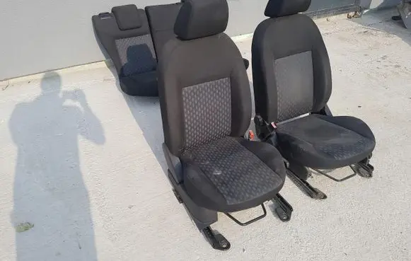 Ford Fiesta Seat set 