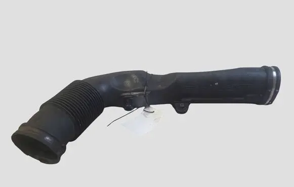 Volvo V40 Intercooler hose/pipe 31338661