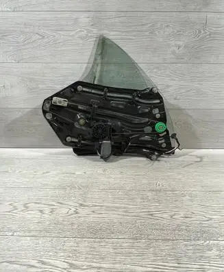 BMW 3 E46 Rear door window regulator with motor 8215273
