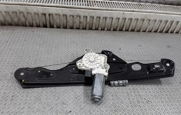 Mercedes-Benz E W211 Rear door window regulator with motor A2118202442 A2117300246
