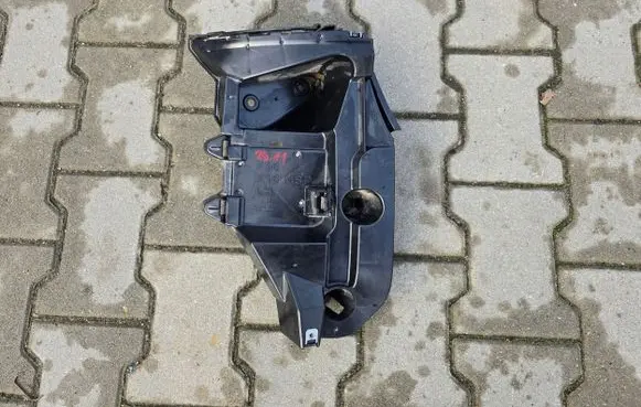 BMW X6 F16 Bumper support mounting bracket corner 7338285