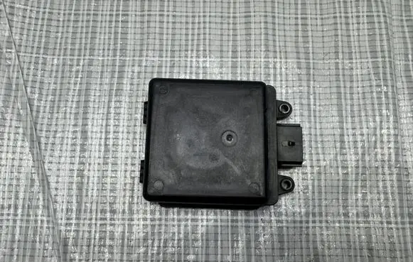 Maserati Quattroporte Blind spot module 0670033070