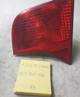 Audi A4 S4 B7 8E 8H Tailgate rear/tail lights 8E5945094