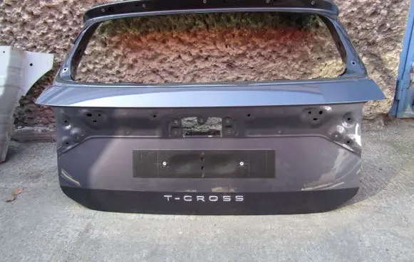 Volkswagen T-Cross Truck tailgate 2GM827025