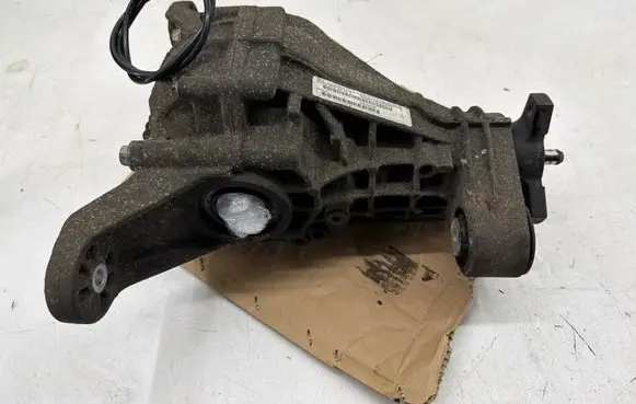 Mercedes-Benz GL X164 Rear differential A1643500314