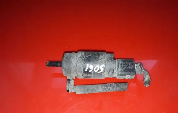Mercedes-Benz C W203 Windscreen/windshield washer pump 309017S