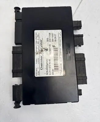 Mercedes-Benz CLS C219 Seat control module A2118704085 050227