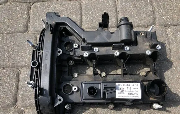 Ford Focus Rocker cam cover F1FG6L084RA 18MAR16 6L084XAFC