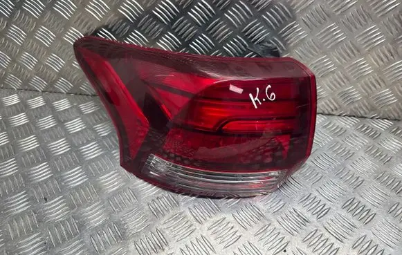 Mitsubishi Outlander Rear/tail lights 8330B173 083141926LB