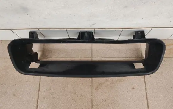 Volvo V50 Intercooler air guide/duct channel