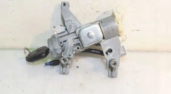 Mitsubishi Lancer Ignition lock