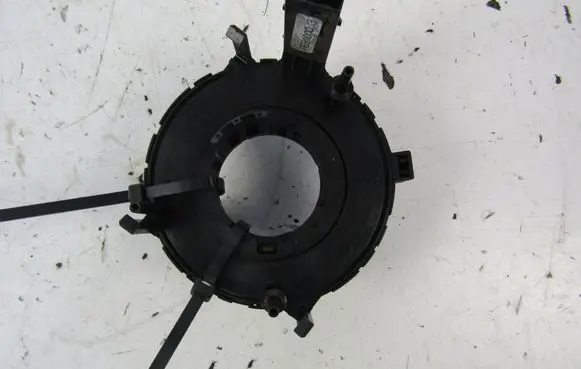 Skoda Fabia Mk1 (6Y) Airbag slip ring squib (SRS ring) 