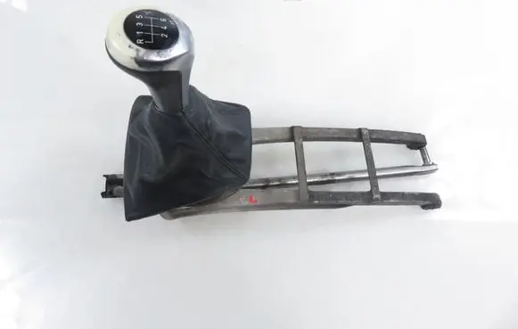 BMW X3 E83 Gear shifter/selector 3411922