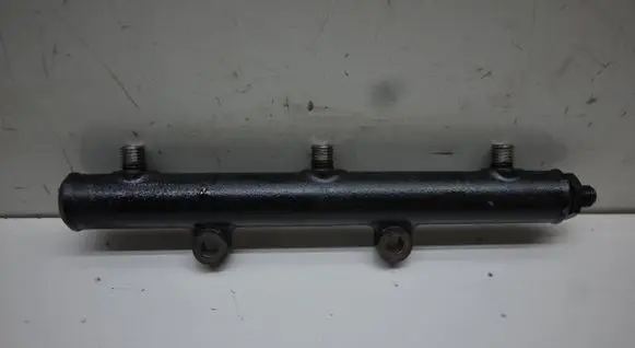 Jaguar XF X250 Fuel main line pipe 4R8Q9D280BC